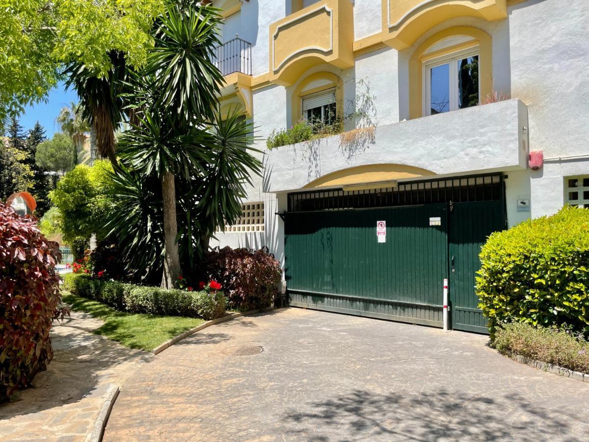 Apartemen Hacienda De Nagueles Golden Mile - Eaw Homes *